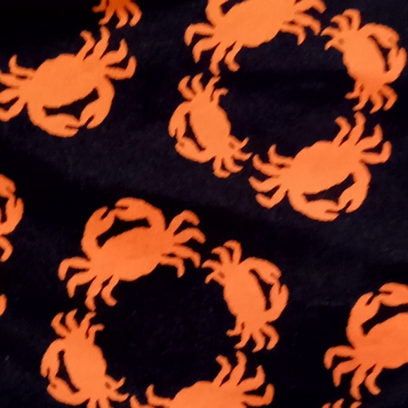 Crown & ivy nwt pink navy crab shorts 😍 - Picture 5 of 5